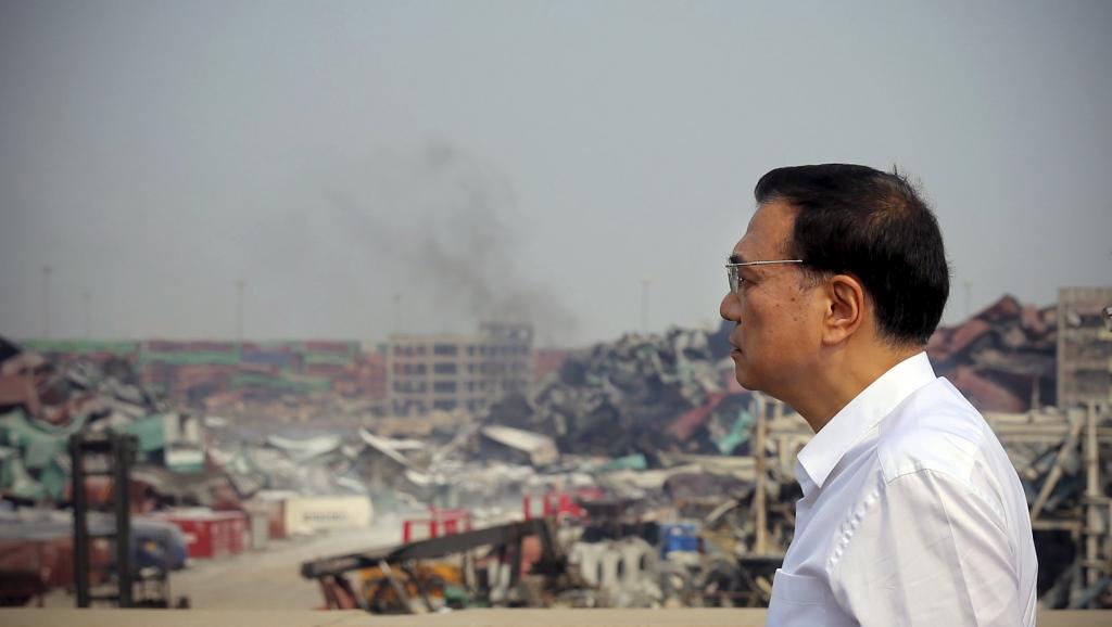 Chine Hommage du Premier ministre aux pompiers de Tianjin
